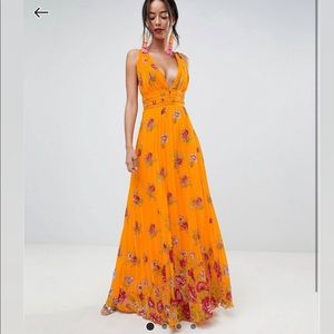 ASOS TALL Floral Pleated Maxi Dress Size 4